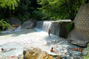 Pozar hot spring