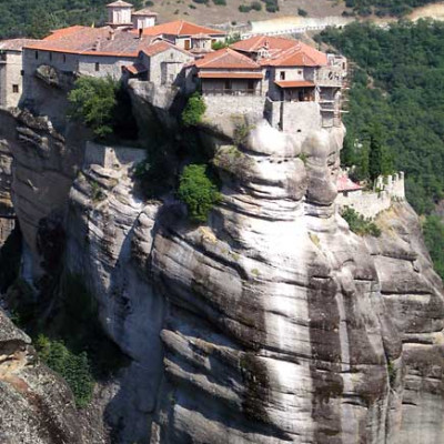 Meteora's stunning hilltop architecture